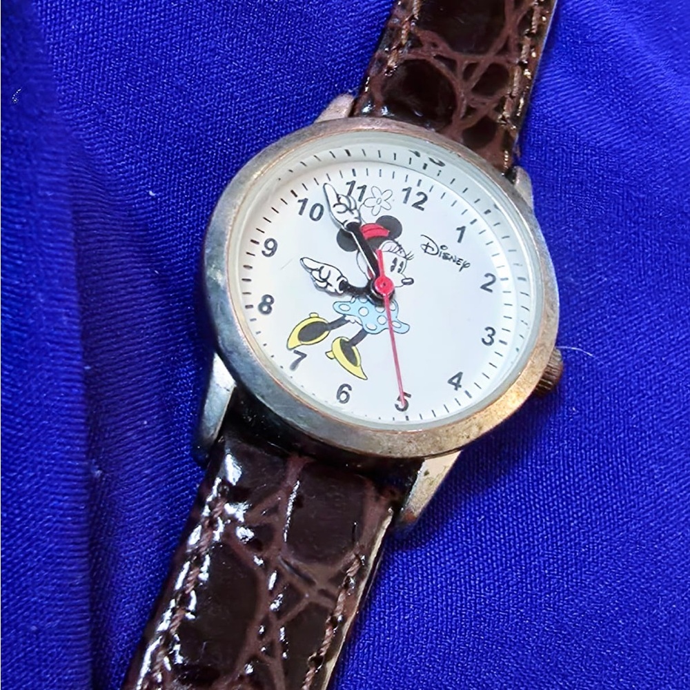 Disney Minnie Mouse Vintage Petite Women's or Kids Watch